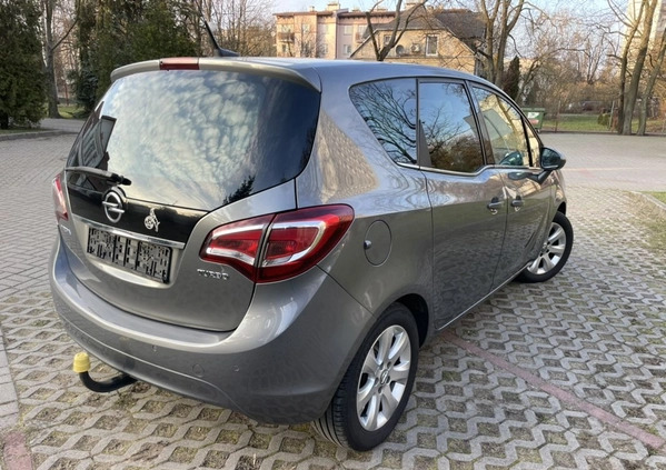 Opel Meriva cena 39999 przebieg: 108000, rok produkcji 2015 z Górzno małe 352